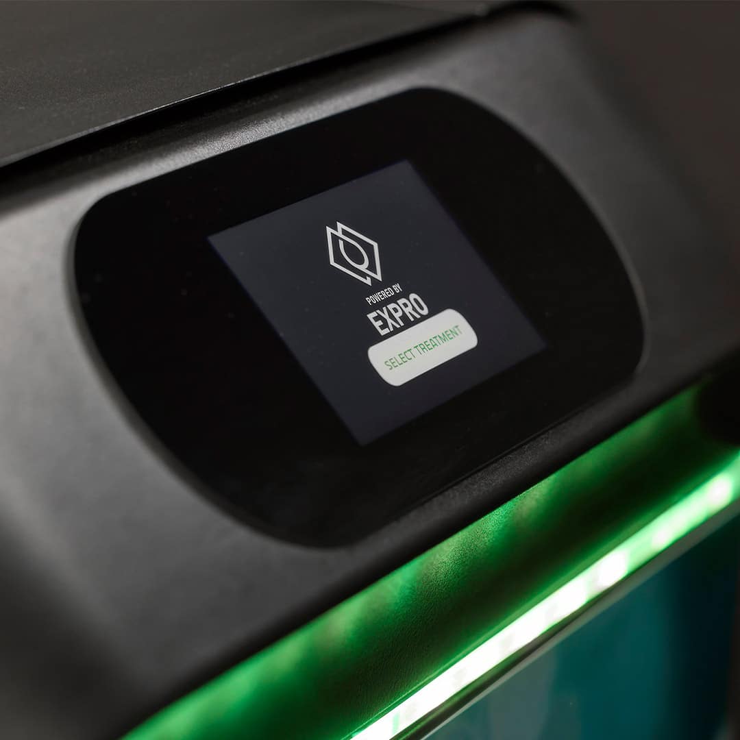 EXPRO HUB Display Close-up